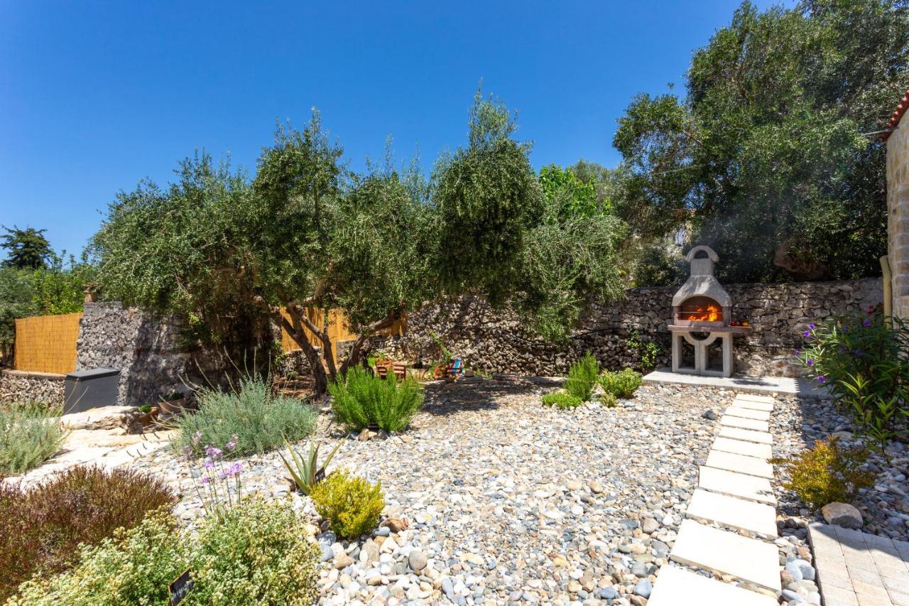 Canna Villa Вамос Экстерьер фото